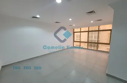 Apartment - 3 Bedrooms - 3 Bathrooms for rent in Al Sadd Road - Al Sadd - Doha