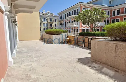Apartment - 2 Bedrooms - 3 Bathrooms for rent in Teatro - Qanat Quartier - The Pearl Island - Doha