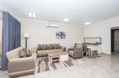 شقة - 2 غرف نوم - 2 حمامات للايجار في جوهرة الوكرة - قرية إزدان - الوكرة