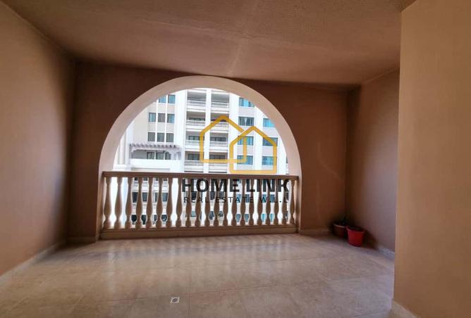 955935 - Property Image 2