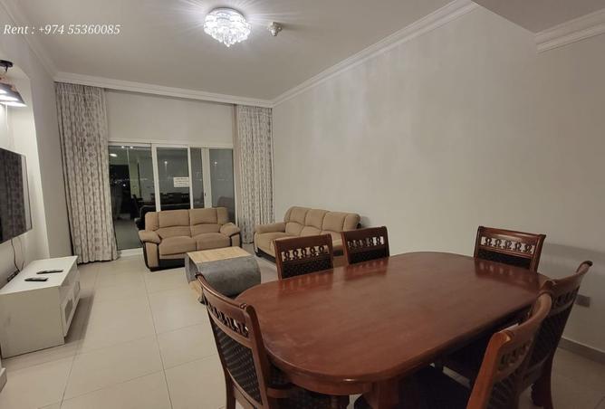 993102 - Property Image 2