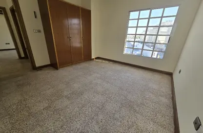 مجمع سكني - 2 غرف نوم - 3 حمامات للايجار في شارع السد - السد - الدوحة