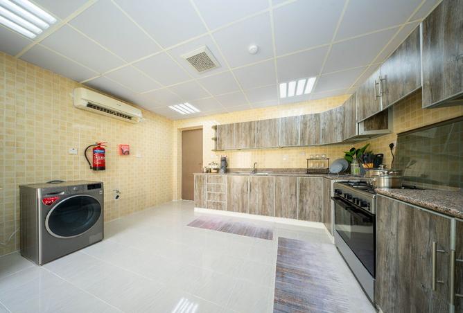 947652 - Property Image 2