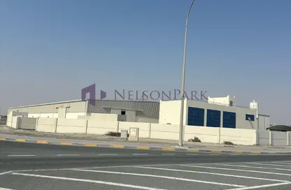 مخزن - استوديو - 5 حمامات للبيع في سوق مسيعيد - مسيعيد