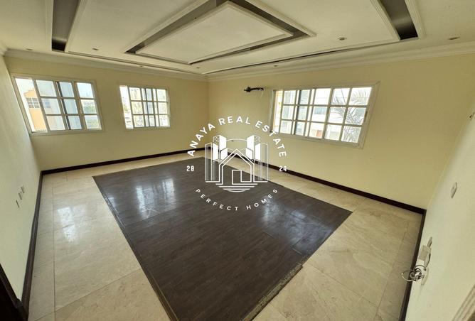 927526 - Property Image 3