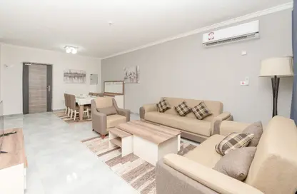 Apartment - 2 Bedrooms - 2 Bathrooms for rent in Zahrat Al Janoub - Ezdan Village - Al Wakra