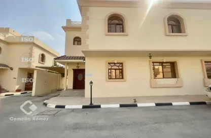 فيلا - 4 غرف نوم - 4 حمامات للايجار في شارع الوعب - الوعب - الدوحة