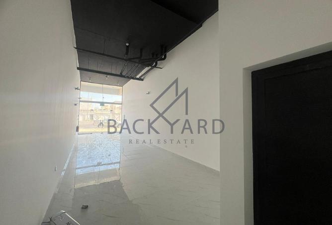 998695 - Property Image 3