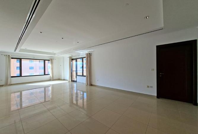940779 - Property Image 2