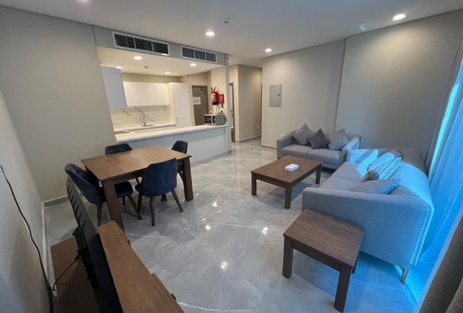 933008 - Property Image 3
