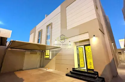 Villa - 5 Bedrooms - 6 Bathrooms for rent in Al Hadara Street - Al Thumama - Doha