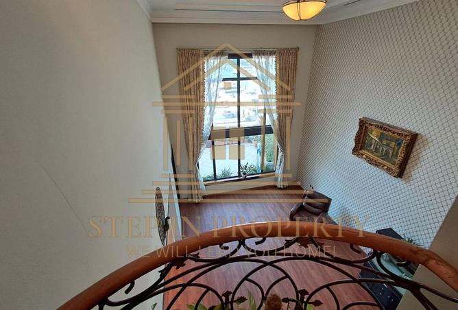 956170 - Property Image 3