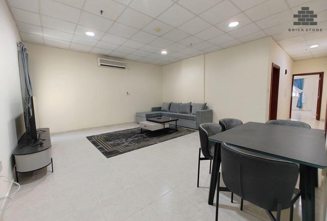 987211 - Property Image 2