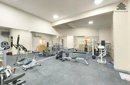 Apartment - 2 Bedrooms - 2 Bathrooms for rent in Muntazah 10 - Al Muntazah - Doha
