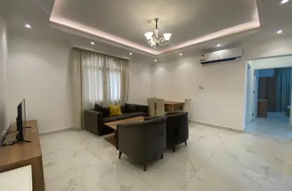 Apartment - 2 Bedrooms - 3 Bathrooms for rent in Al Nasr Street - Al Nasr - Doha