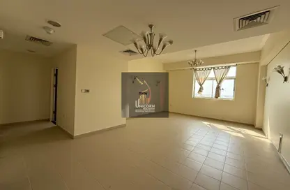 Apartment - 1 Bedroom - 1 Bathroom for rent in Barwa Commercial Avenue - Umm Al Seneem - Doha
