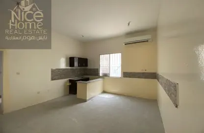 Apartment - 1 Bedroom - 1 Bathroom for rent in Bin Omran - Fereej Bin Omran - Doha