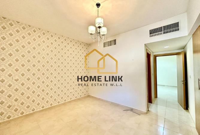 895494 - Property Image 2