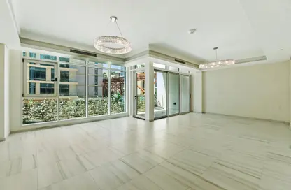 Apartment - 3 Bedrooms - 5 Bathrooms for rent in Gewan Island - The Pearl Island - Doha