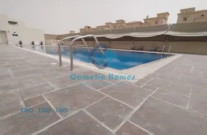 مجمع سكني - 3 غرف نوم - 4 حمامات للايجار في شارع ام السنيم - عين خالد - الدوحة