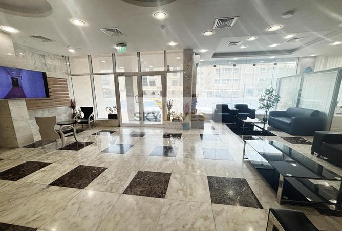 937200 - Property Image 2