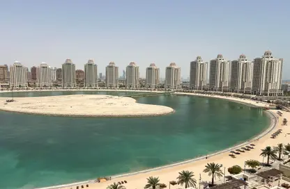 Apartment - 2 Bedrooms - 3 Bathrooms for sale in Viva West - Viva Bahriyah - The Pearl Island - Doha