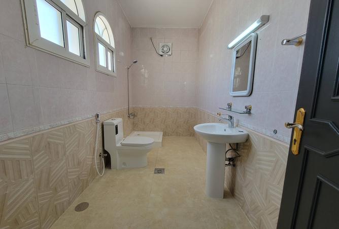 954380 - Property Image 3