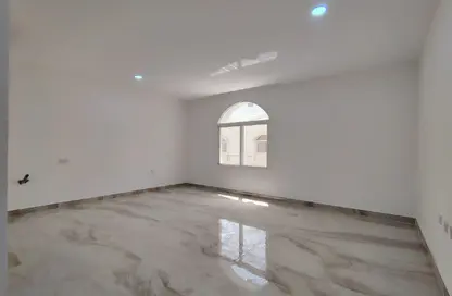Compound - 7 Bedrooms - 6 Bathrooms for rent in Al Thumama - Al Thumama - Doha