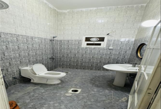 938145 - Property Image 3