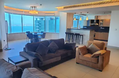 Apartment - 3 Bedrooms - 3 Bathrooms for rent in West Bay - West Bay - Doha