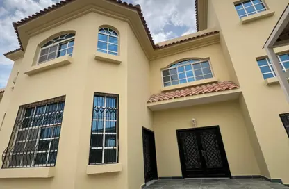Villa - 5 Bedrooms - 5 Bathrooms for rent in Al Markhiya Street - Al Markhiya - Doha