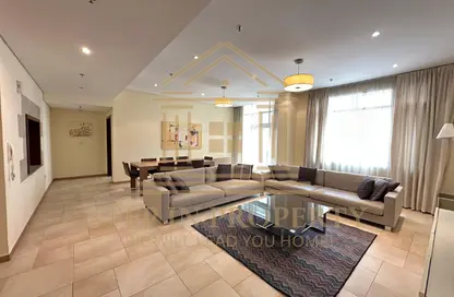 Apartment - 4 Bedrooms - 6 Bathrooms for rent in Anas Street - Fereej Bin Mahmoud North - Fereej Bin Mahmoud - Doha