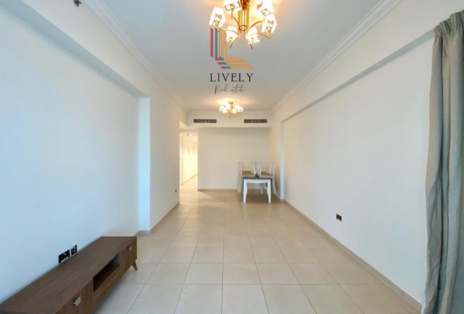 1000945 - Property Image 2