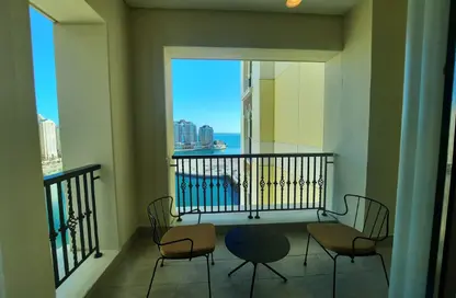 Apartment - 2 Bedrooms - 3 Bathrooms for rent in Viva West - Viva Bahriyah - The Pearl Island - Doha