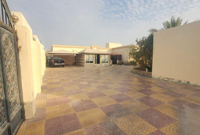 994287 - Property Image 3