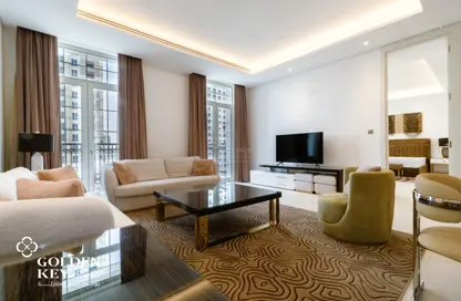 Apartment - 3 Bedrooms - 5 Bathrooms for rent in The Garden - Floresta Gardens - The Pearl Island - Doha