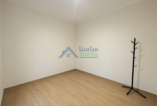 960778 - Property Image 3