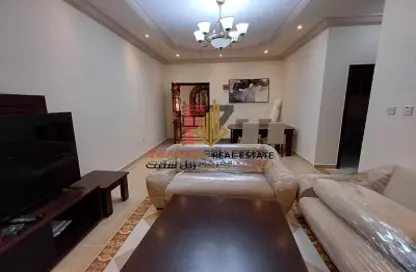 Apartment - 2 Bedrooms - 2 Bathrooms for rent in Al Mansoura - Doha