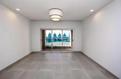 Apartment - 1 Bedroom - 2 Bathrooms for rent in Viva West - Viva Bahriyah - The Pearl Island - Doha