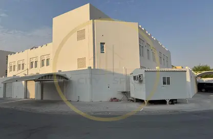 فيلا - 7 غرف نوم - 8 حمامات للايجار في وادي المرخ - مريخ - المريخ - الدوحة