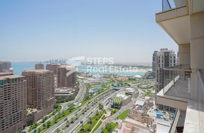 Apartment - 1 Bedroom - 2 Bathrooms for rent in Hilton Doha The Pearl Residences - Abraj Quartiers - The Pearl Island - Doha