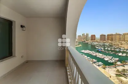 Apartment - 1 Bedroom - 2 Bathrooms for rent in Tower 23 - Porto Arabia - The Pearl Island - Doha