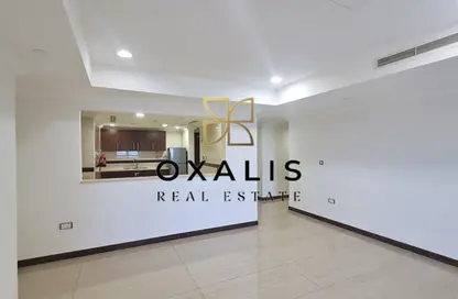 شقة - 2 غرف نوم - 2 حمامات للايجار في طريق بورتو الغربي - بورتو أرابيا - جزيرة اللؤلؤة - الدوحة