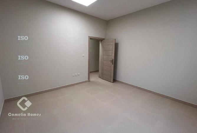 949409 - Property Image 2