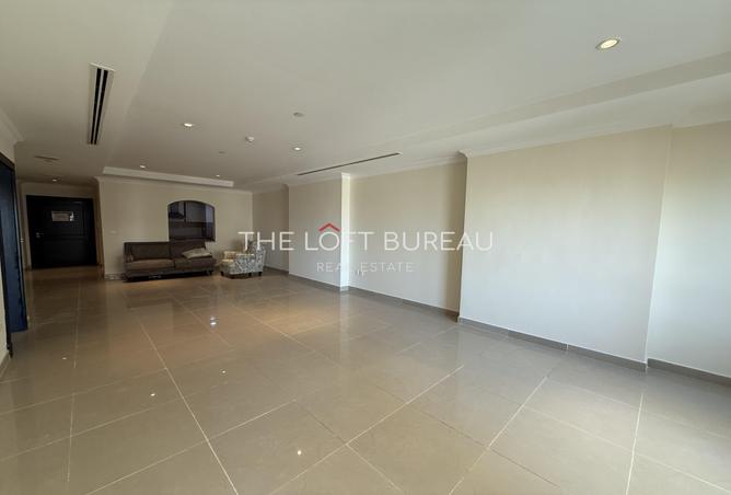 889204 - Property Image 3