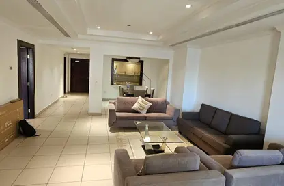 Apartment - 1 Bedroom - 2 Bathrooms for sale in West Porto Drive - Porto Arabia - The Pearl Island - Doha