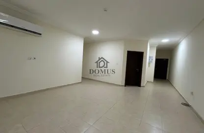 Apartment - 3 Bedrooms - 2 Bathrooms for rent in Doha Al Jadeed - Doha