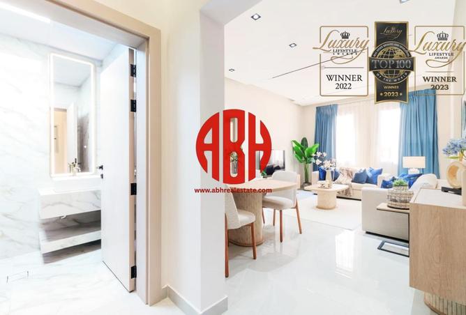 988347 - Property Image 2