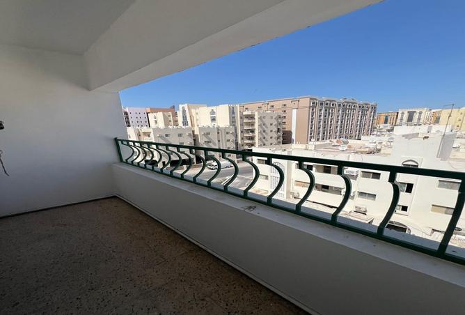 Apartment - 2 Bedrooms - 2 Bathrooms for rent in Al Mansoura - Al Mansoura - Doha