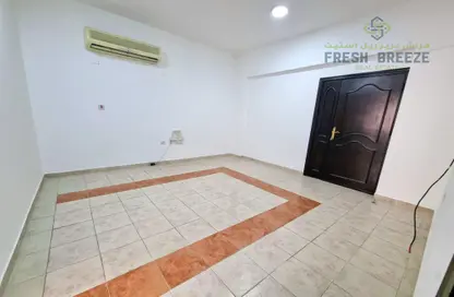 Apartment - 1 Bedroom - 1 Bathroom for rent in Al Mansoura - Doha